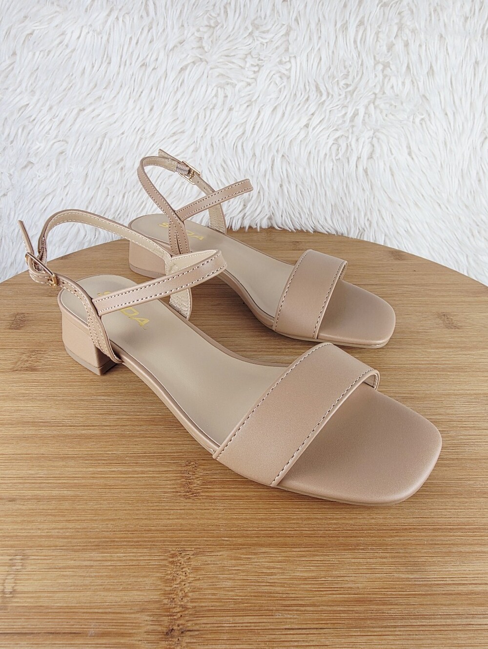 WOMEN'S SMALL BLOCK HEEL (EPISODE-S NATURAL PU)
